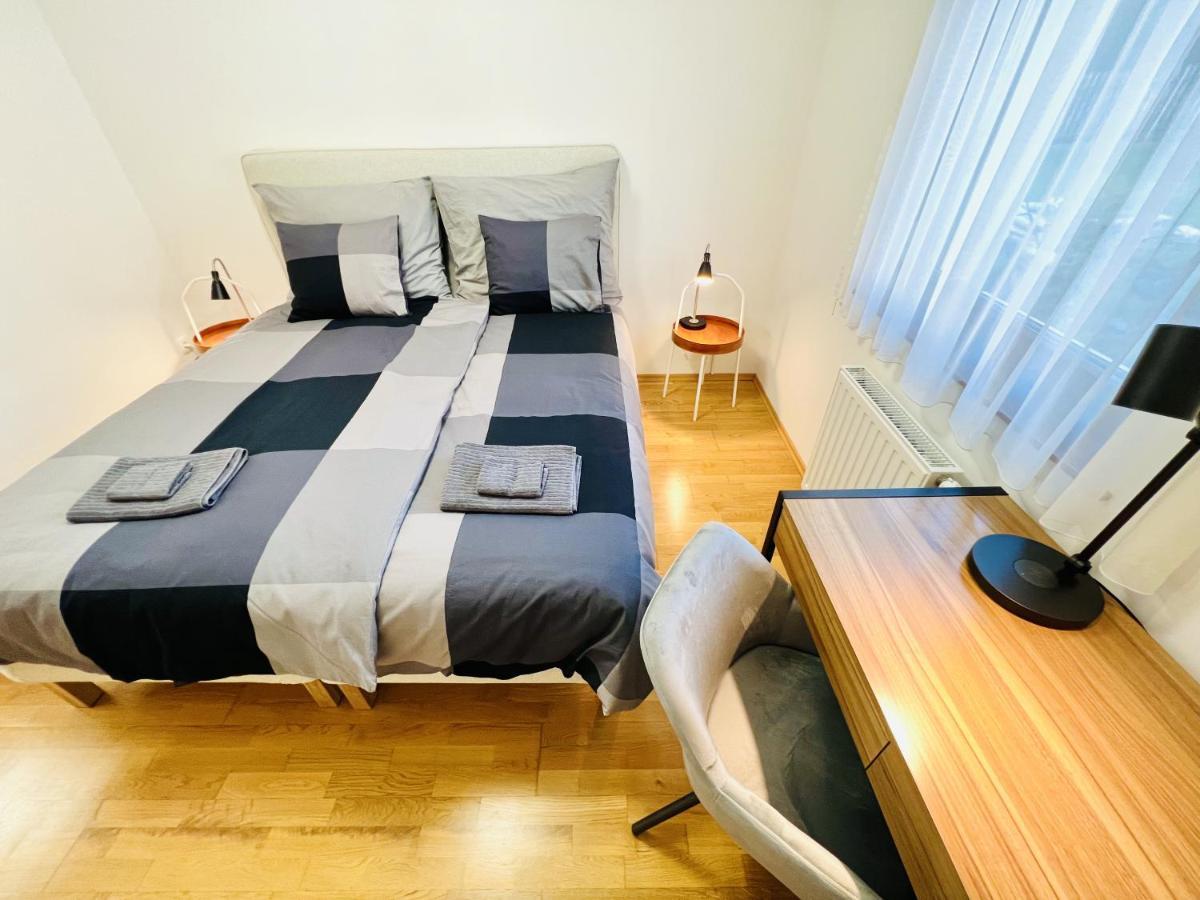 Villa Szofia Veszprem Apartments מראה חיצוני תמונה